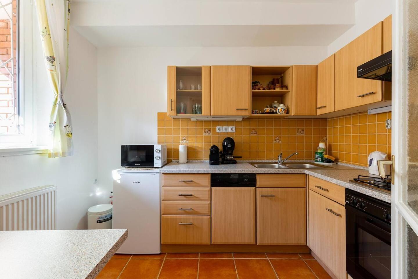 Flat White Apartment Boedapest Buitenkant foto